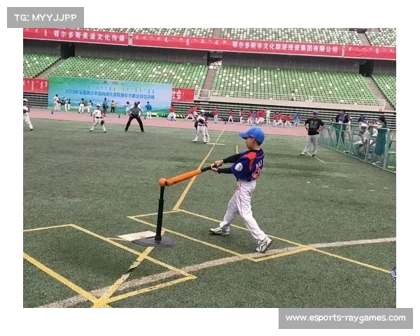 中国垒协与鄂尔多斯签署三年协议 青少年赛事基地正式启用 中国垒协与鄂尔多斯签署三年协议 青少年赛事基地正式启用