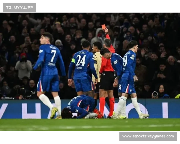 切尔西防守失误，小克鲁伊维特闪电扳平比分